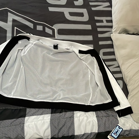 San Antonio Spurs women’s jacket - Picture 5 of 5